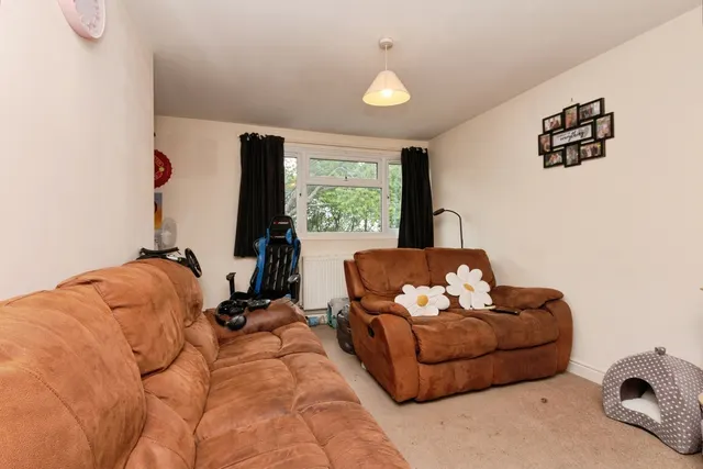 Millard Close, Basingstoke, RG21, photo 2
