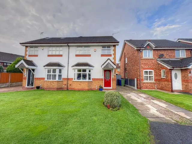 Letcombe Close, Leigh, photo 1