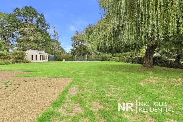 New Road, Horsham, RH13, photo 3
