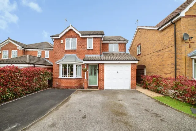 Thornhill Drive, ALFRETON, Derbyshire, DE55, photo 1