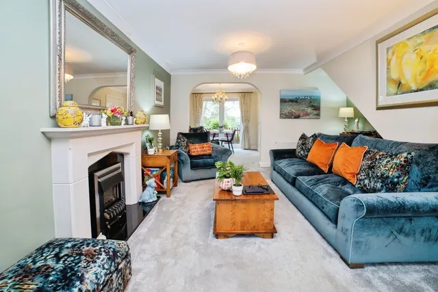 Photo 3 — Thornhill Drive, ALFRETON, Derbyshire, DE55