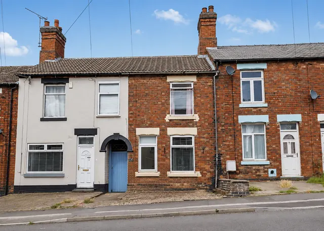Swadlincote Road, Woodville, DE11, photo 1