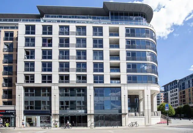Townmead Road, Imperial Wharf, SW6, photo 1