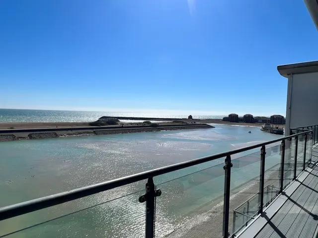 Midway Quay, Eastbourne, photo 1