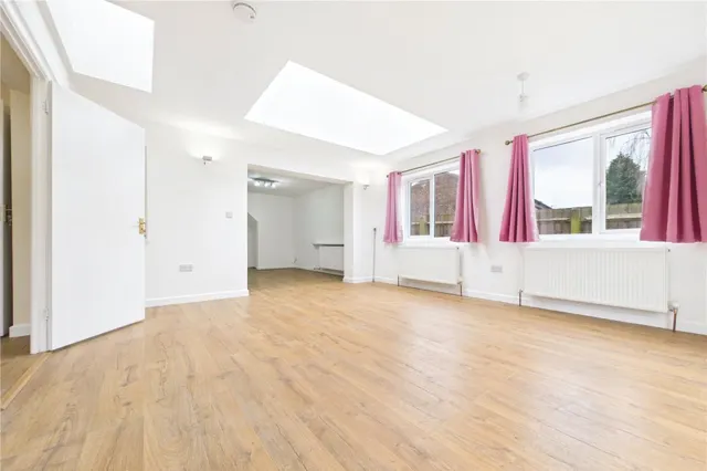 Carston Grove, Calcot, RG31, photo 3