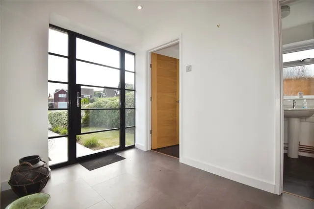 Photo 2 — Willow Way, Farnham, Surrey, GU9 0NU