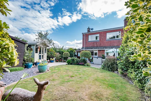 Herne Down, Crowborough, TN6, photo 2