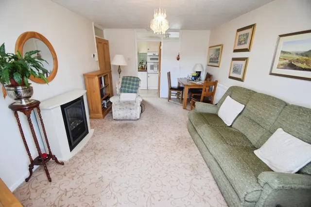 Photo 3 — Shipley, Bradford, West Yorkshire
