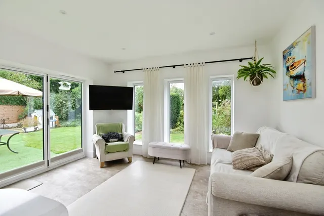 Alsager Road, Audley, ST7, photo 2