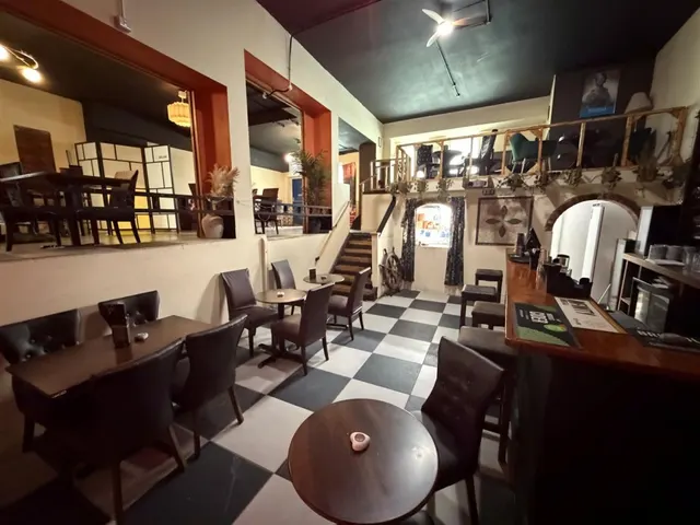 Photo 3 — 6, Denmark Street, Bristol, BS1 5DQ
