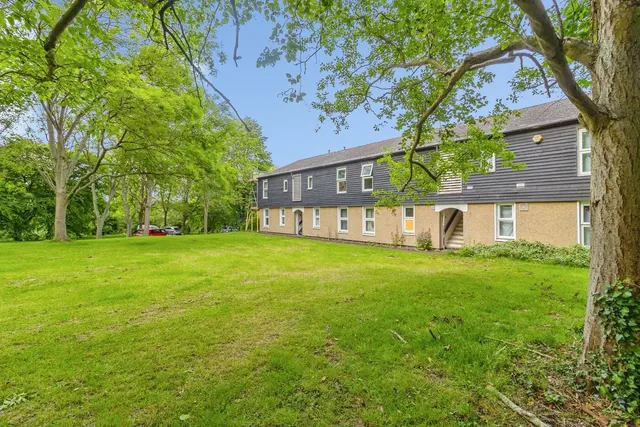 Campion, Great Linford, Milton Keynes, Buckinghamshire, MK14, photo 1