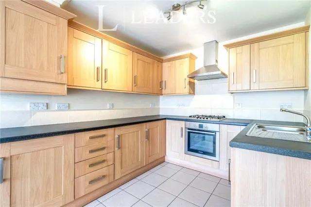 Whyke Lane, Chichester, PO19, photo 2