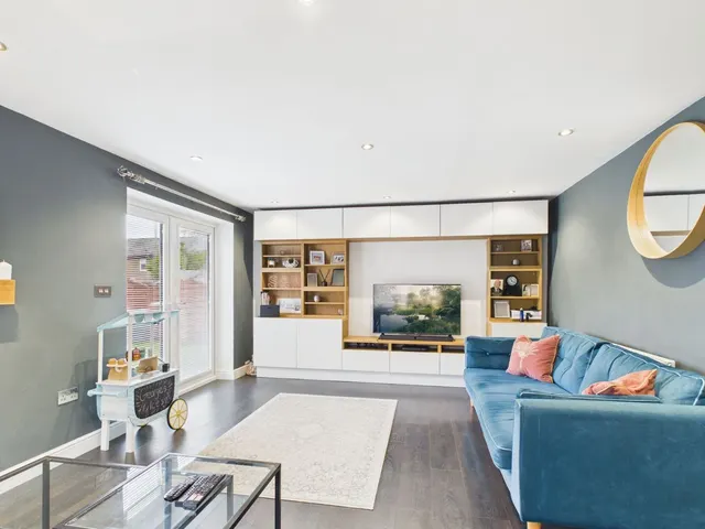 Norfolk Drive, Helmshore, BB4, photo 2