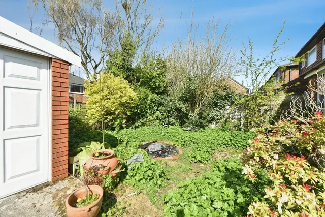 Photo 3 — Eastover, Romiley, Stockport, Greater Manchester, SK6