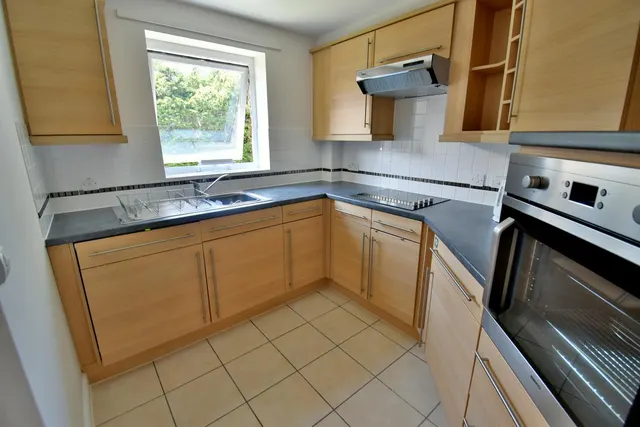 Cherrett Court, BH22, photo 2