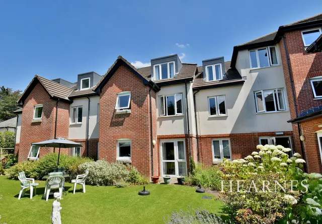 Cherrett Court, BH22, photo 1