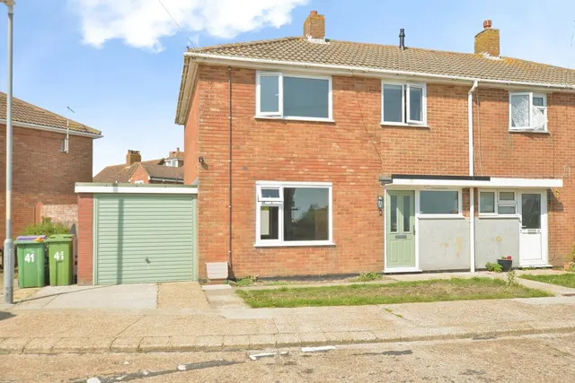 Brooks Way, Lydd, Kent, TN29, photo 1