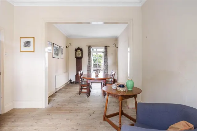 Meadow Road, London, SW8, photo 2
