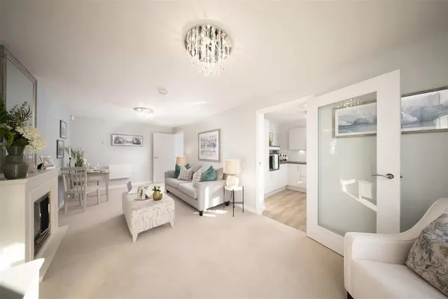 Photo 3 — Nash Road, Westwood Cross, Margate, Kent, CT9 4LD