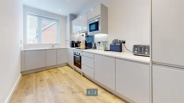 Academy Way, Loughton, IG10, photo 3