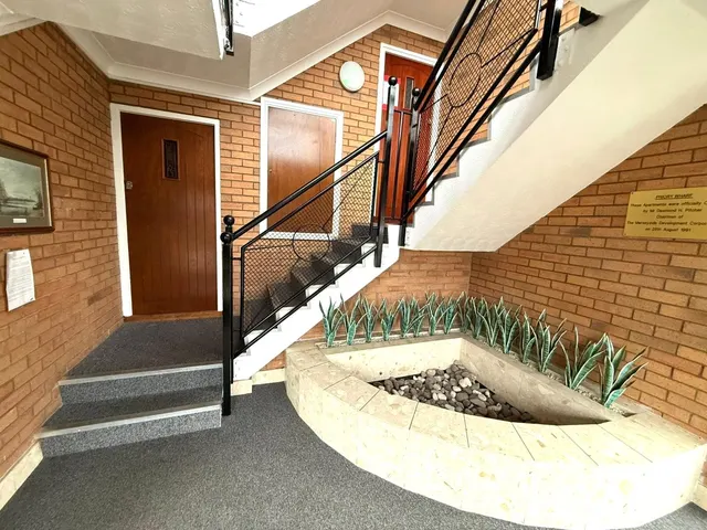 Priory Wharf, Birkenhead, CH41, photo 2