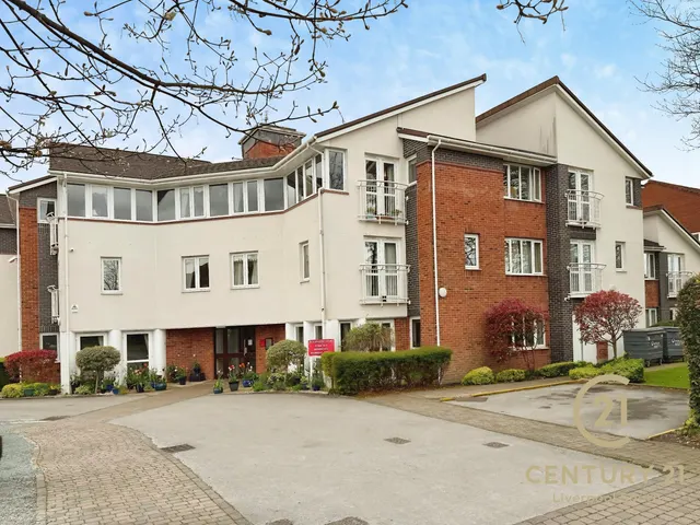 Woolton Road, L16, photo 1
