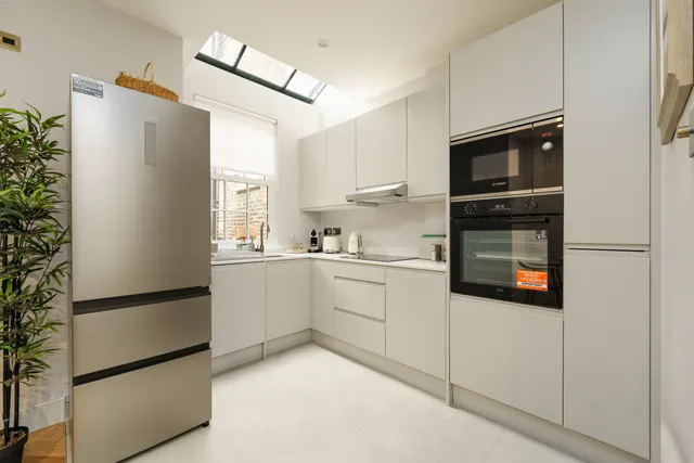 Photo 2 — Windmill Street, Marylebone, London, W1T 2HX