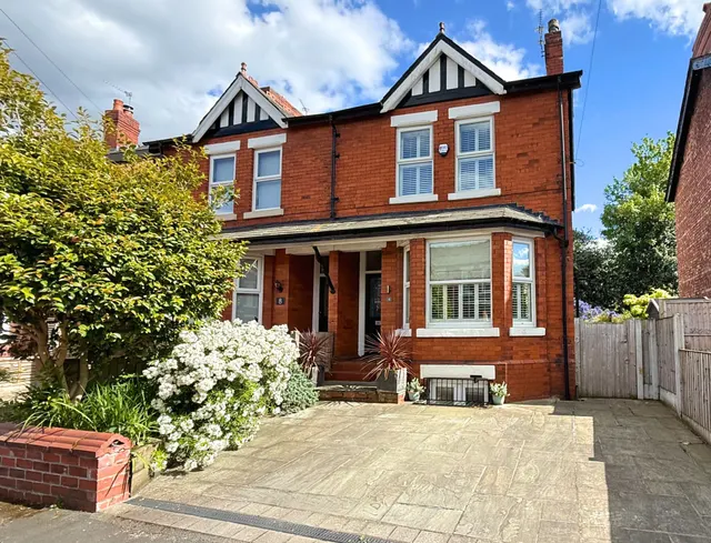 Mornington Road, Sale, photo 1