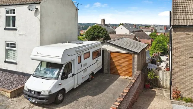 Photo 3 — Mount View Road, Sheffield, S8
