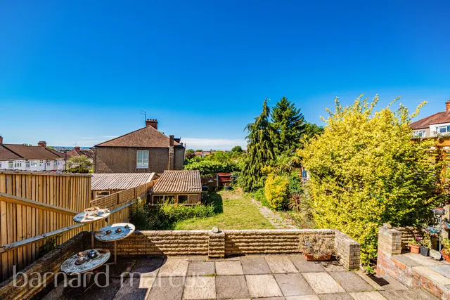 Covington Way, London, SW16, photo 1