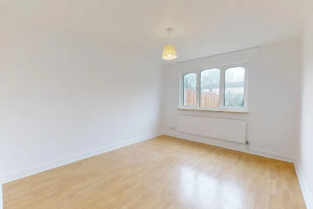 Photo 3 — Chepstow Drive, Chepstow Drive, Leegomery TF1 6UP