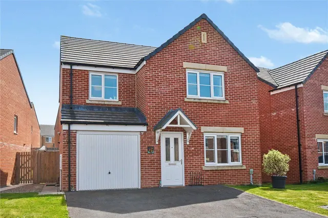 Averill Way, Micklefield, LS25, photo 1