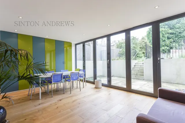 Madeley Road, Ealing, photo 3