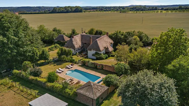 Elmdown, Ramsbury, Marlborough, Wiltshire, SN8 2HL, photo 1