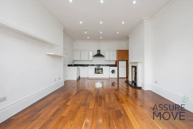 Photo 3 — Flat 1, 26 Dukes Avenue, London, London, N10 2PT