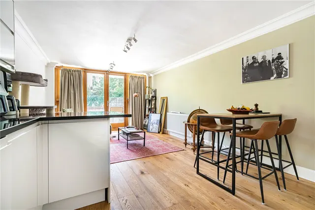Crescent Road, London, N8, photo 1