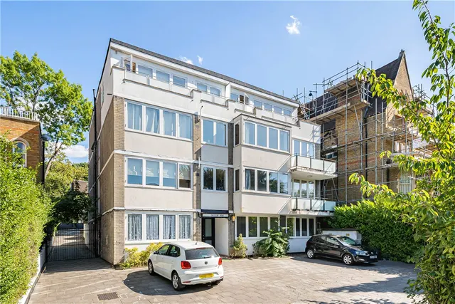 Crescent Road, London, N8, photo 1