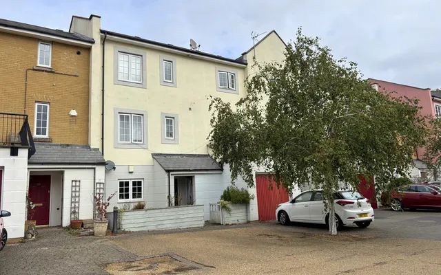 Burlington Court, Portishead, BS20, photo 1