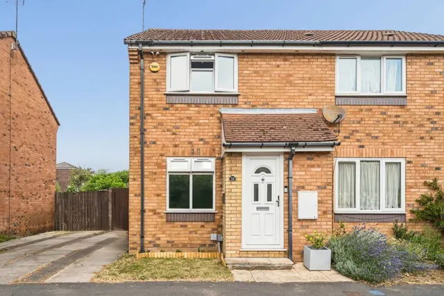Springwell Avenue, Mill End, WD3, photo 1