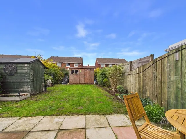 Staxton Court, Hull, HU9, photo 3