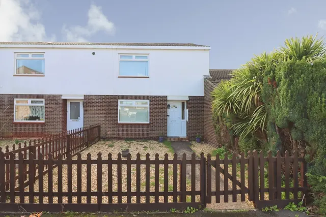 Lapwing Gardens, Stapleton, Bristol, BS16, photo 1