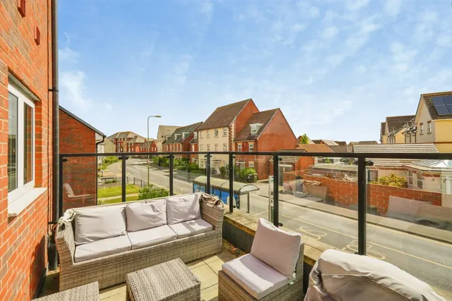 Elm Park, Didcot, photo 1