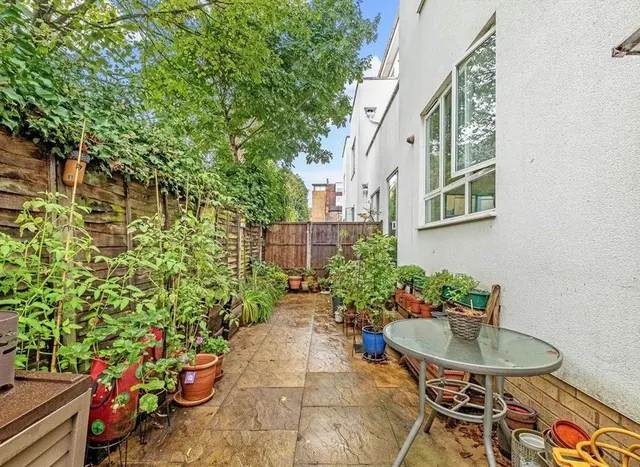 Photo 2 — Penwith Road, Earlsfield, SW18