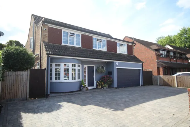 Timsway, Staines, photo 1