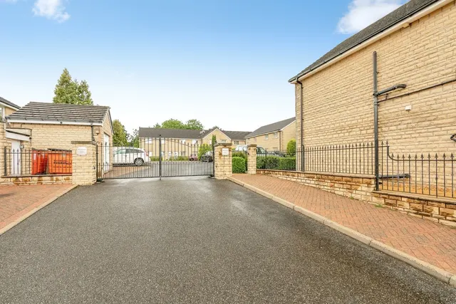 Holme Bank Mews, Nelson, BB9, photo 2