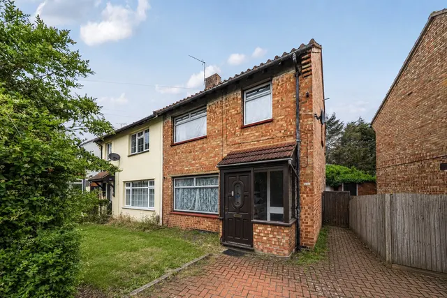 Valence Road, DA8, photo 1