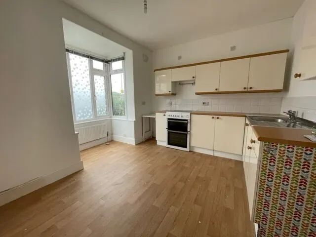 Deer Park Road, Newton Abbot, TQ12, photo 2