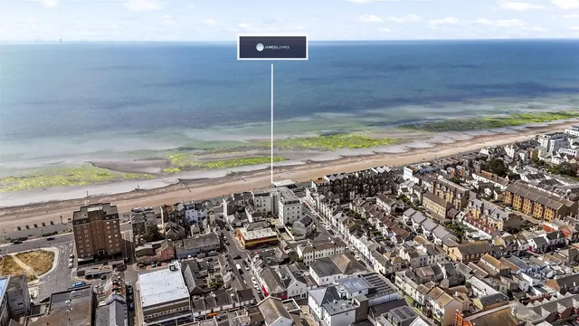Photo 3 — Marine Parade, Worthing