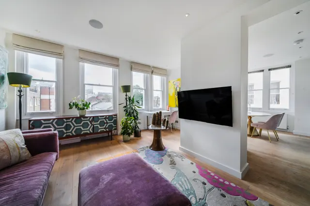 13 Cecil Court, Fawcett Street, London, photo 1