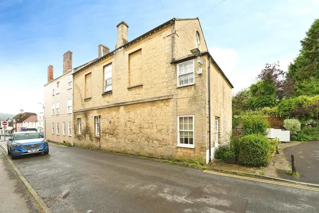 Bradley Street, Wotton-Under-Edge, GL12, photo 3